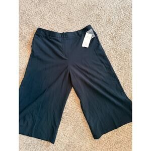 Larry Levine NWT Black Wide Leg Capris Dressy 14